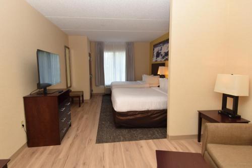 The Cicero Grand
