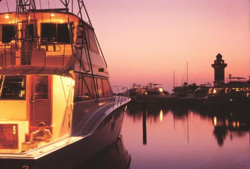 Holiday Inn Express Hilton Head Island by IHG - Best Pool Hotels in Hilton Head, SC