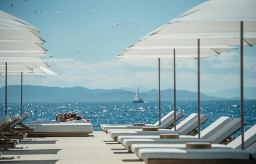 Four Seasons Astir Palace Hotel Athens - Athens' Best Beach Hotels