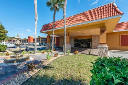 Quality Inn and Suites Palatka Riverfront