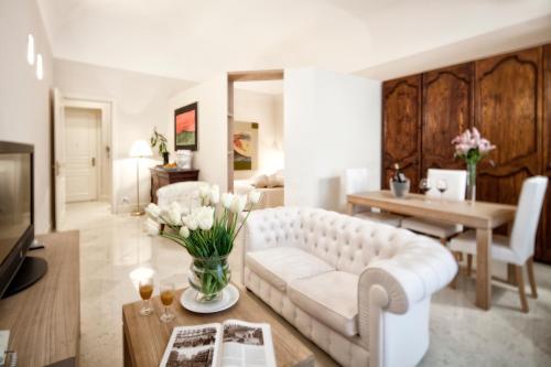 Palazzo Brunaccini Boutique Hotel - Best Hotels in Sicily