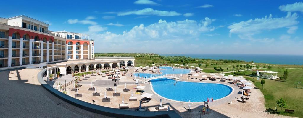 Lighthouse Golf & Spa Hotel - Best Pool Hotels in Bulgaria