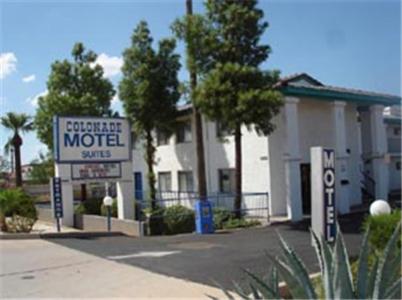 hotels with suites in Mesa