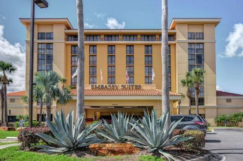 Embassy Suites by Hilton Orlando International Drive Convention Center - Best Embassy Suites by Hilton Hotels in Florida