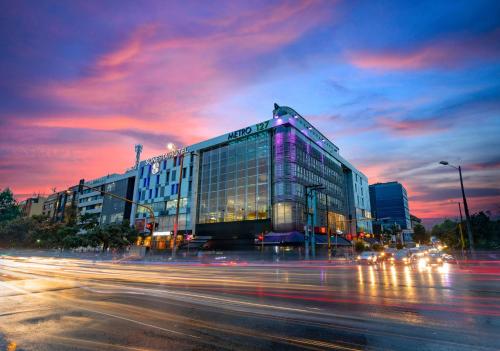 Sonesta Hotel Bogotá - Best Hotels with Free Breakfast in Bogotá