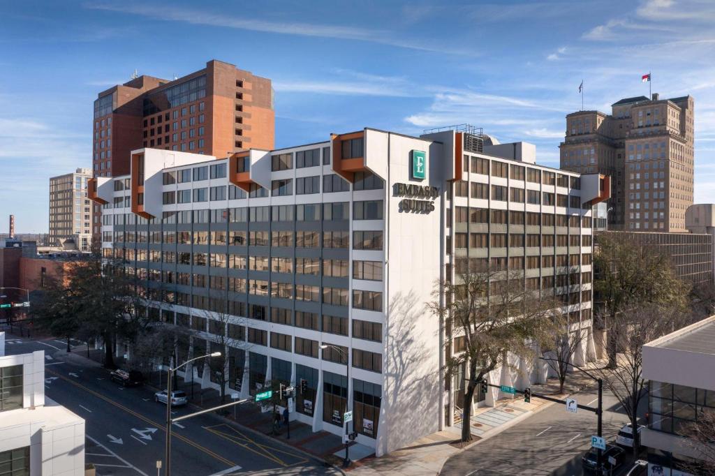 Embassy Suites Winston-Salem - Best Pet-Friendly Hotels in Winston-Salem, NC