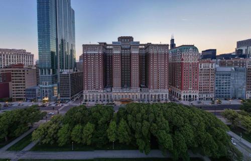 Hilton Chicago - Best Hotels near East-West University, IL