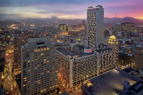 Hilton San Francisco Union Square - Best Hotels near California Institute of Integral Studies, CA