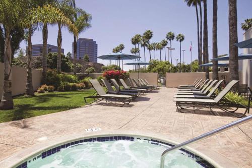 Embassy Suites by Hilton San Diego La Jolla - Best Embassy Suites by Hilton Hotels in California