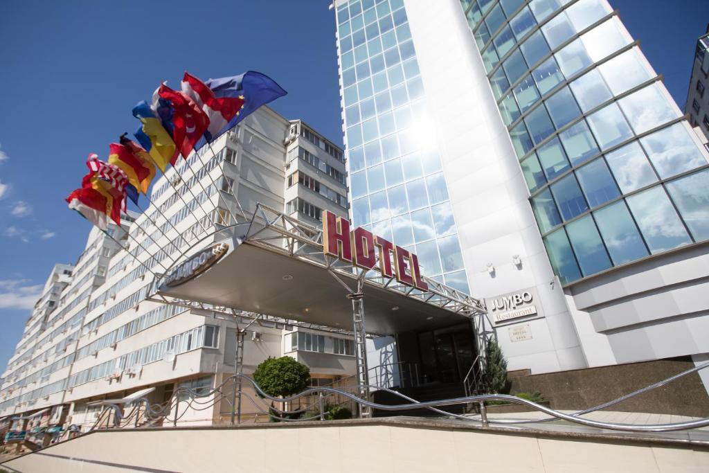 Jumbo Hotel - Best Parking Hotels in Moldova