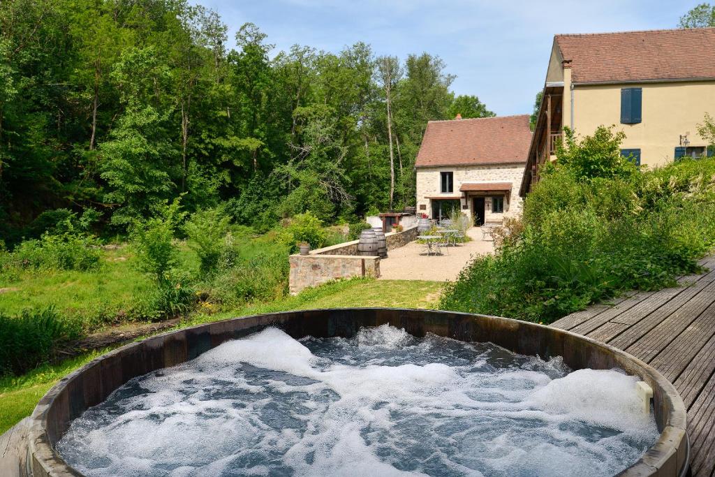 Demeures et Châteaux Moulin des Templiers Hôtel & SPA - Best Hotels in Avallon
