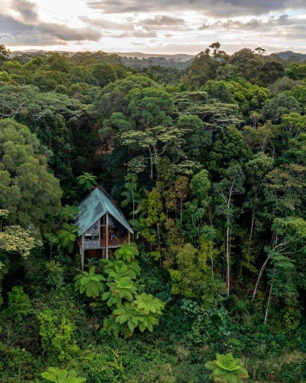 Rose Gums Wilderness Retreat - Best Hotels in Queensland