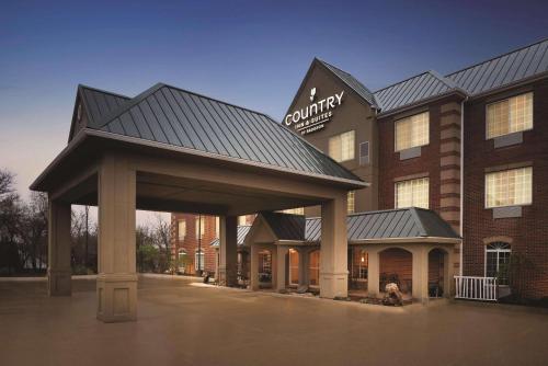 Country Inn & Suites by Radisson, Valparaiso, IN - Best Radisson Hotel Group in Indiana