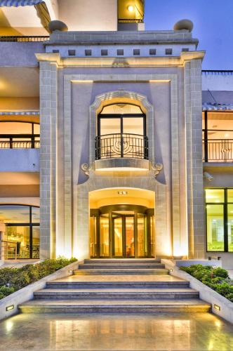 Hotel Calypso - Best Parking Hotels in Malta