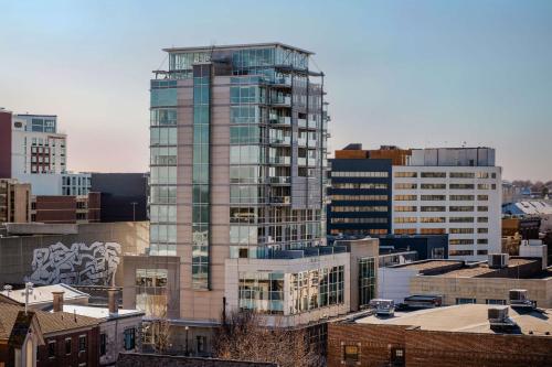Hotelvetro Iowa City, Tapestry Collection By Hilton - Best Pet-Friendly Hotels in Iowa City, IA