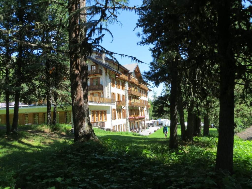 Grand Hôtel & Kurhaus - Best Hotels in Valais
