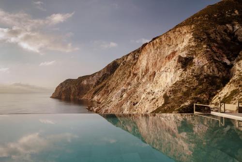 Milos Cove - Best Hotels in Milos