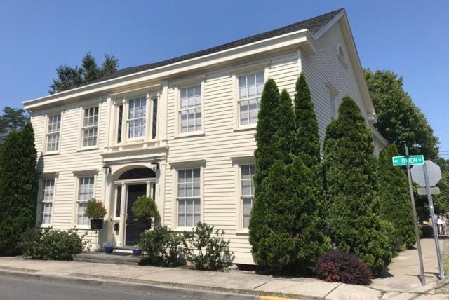 Hudson B&B - Best Hotels in Hudson