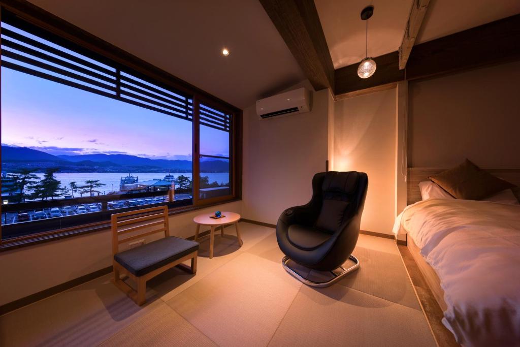 Hotel Miyajima Villa - Best Beach Hotels in Japan
