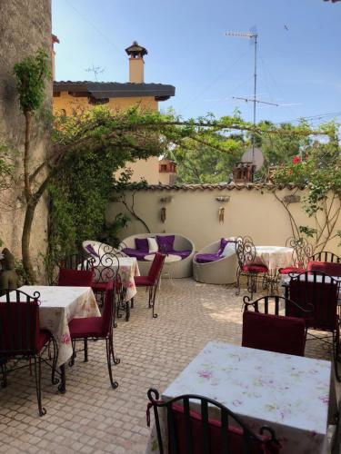 Locanda Agli Angeli - Best Budget Hotels on Lake Garda
