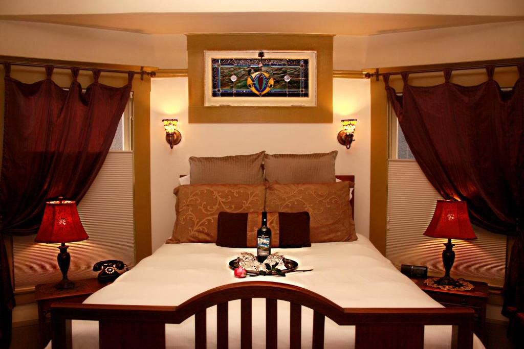 Amber House Inn Of Midtown - Best Hotels in Sacramento