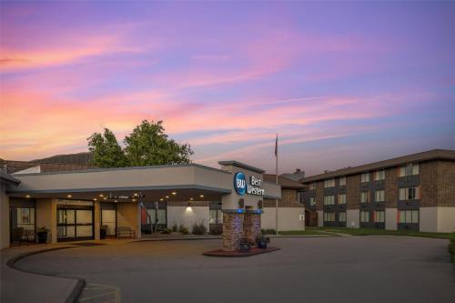 Best Western Rochester Hotel Mayo Clinic Area/St. Mary's - Best Parking Hotels in Rochester, MN