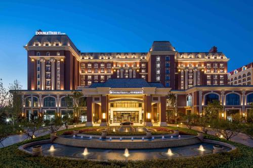 Doubletree By Hilton Qingdao Oriental Movie Metropolis - Best Family Hotels in China