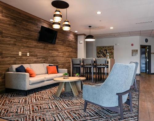 Candlewood Suites Champaign-Urbana University Area, an IHG Hotel