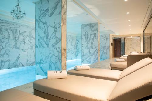 Le Damantin Hôtel & Spa - Paris Hotels with Pools