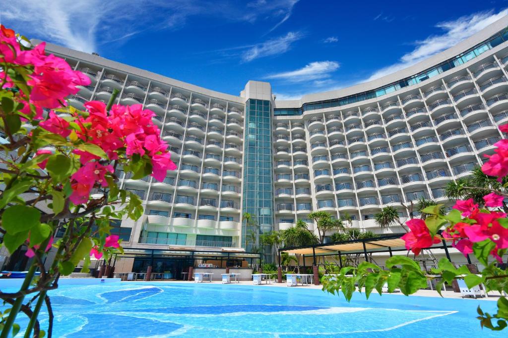 Loisir Hotel Naha - Best Fitness Hotels in Japan