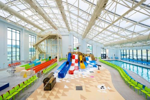 Country Cascades Waterpark Resort