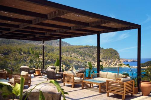 The Club Cala San Miguel Hotel Ibiza, Curio Collection by Hilton, Adults only