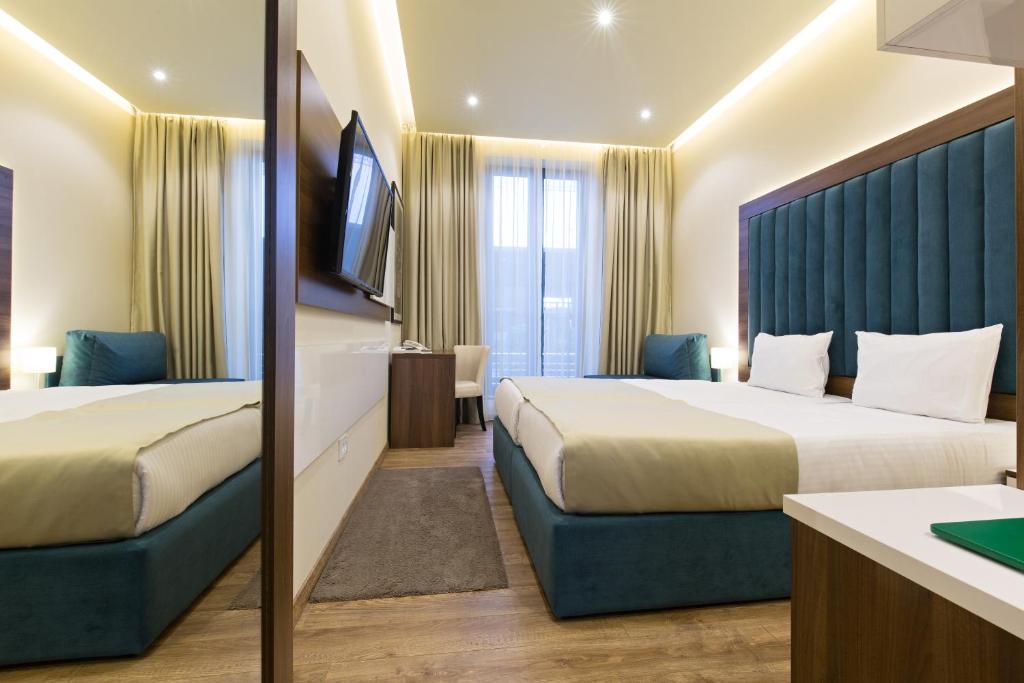 Marquise Hotel Garni - Best Hotels with Free Breakfast in Belgrade
