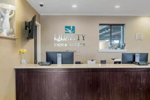 Quality Inn & Suites