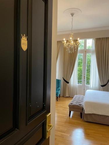 Athens Mansion Luxury Suites - Hotels with Views in Athens