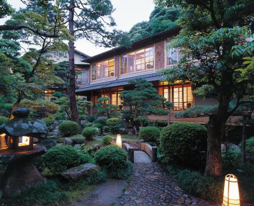 Nishimuraya Honkan - Best Hotels in Toyooka