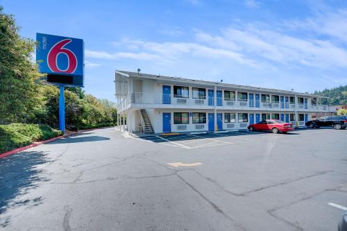 Motel 6-Bellingham, WA - Best Pet-Friendly Hotels in Bellingham, WA
