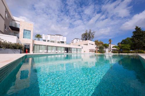Urban Valley Resort & Spa - Best Parking Hotels in Malta