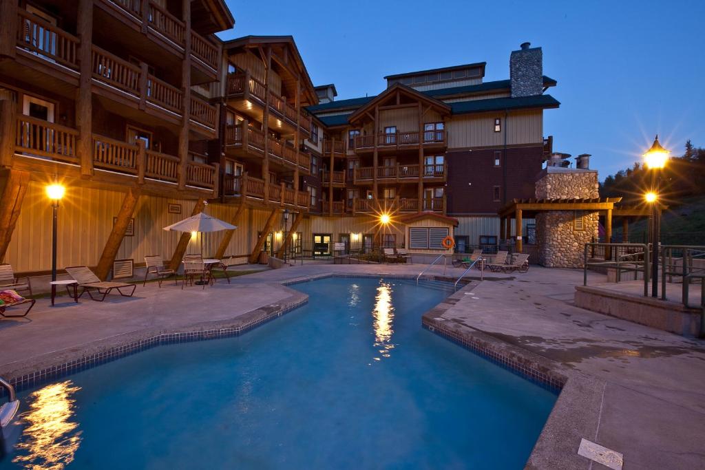 Trickle Creek Lodge - Best Hotels in British Columbia
