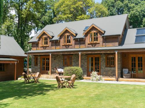 Wanaka Homestead Lodge & Cottages - Best Hotels in Wanaka