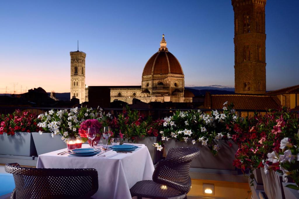 San Firenze Suites & Spa - Best Hotels with Free Breakfast in Florence