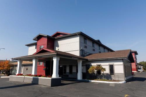 FairBridge Inn, Suites & Conference Center – Missoula