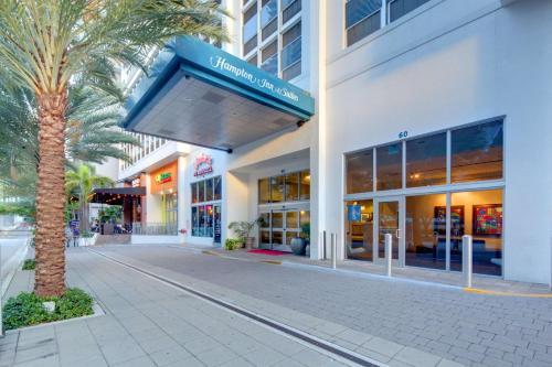 suite hotels in Miami
