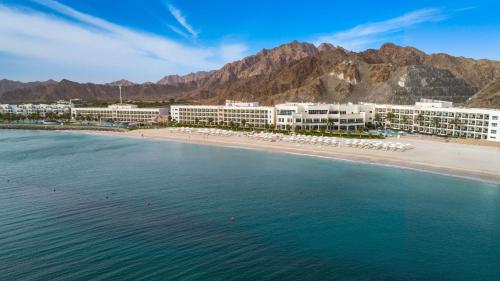Radisson Blu Resort, Fujairah - Best Pool Hotels in United Arab Emirates