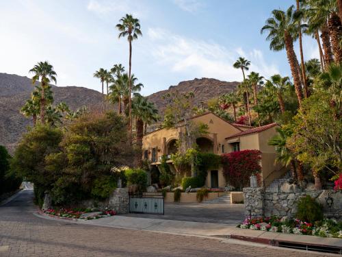 The Willows Palm Springs - Best Hotels in Palm Springs for Couples