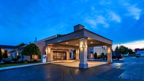 hotels with suites in Buffalo