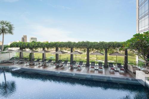 The St. Regis Bangkok - Best Parking Hotels in Bangkok