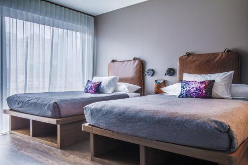Moxy Chicago Downtown - Best Value Hotels in Chicago