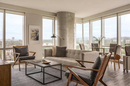 Sonder by Marriott Bonvoy Pierce Boston Apartments Fenway - Cool Hotels in Boston