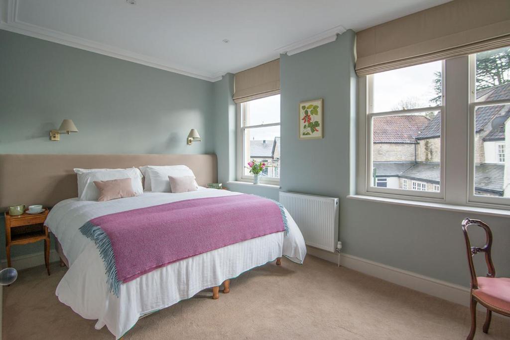 Bistro Lotte - Best Hotels in Somerset